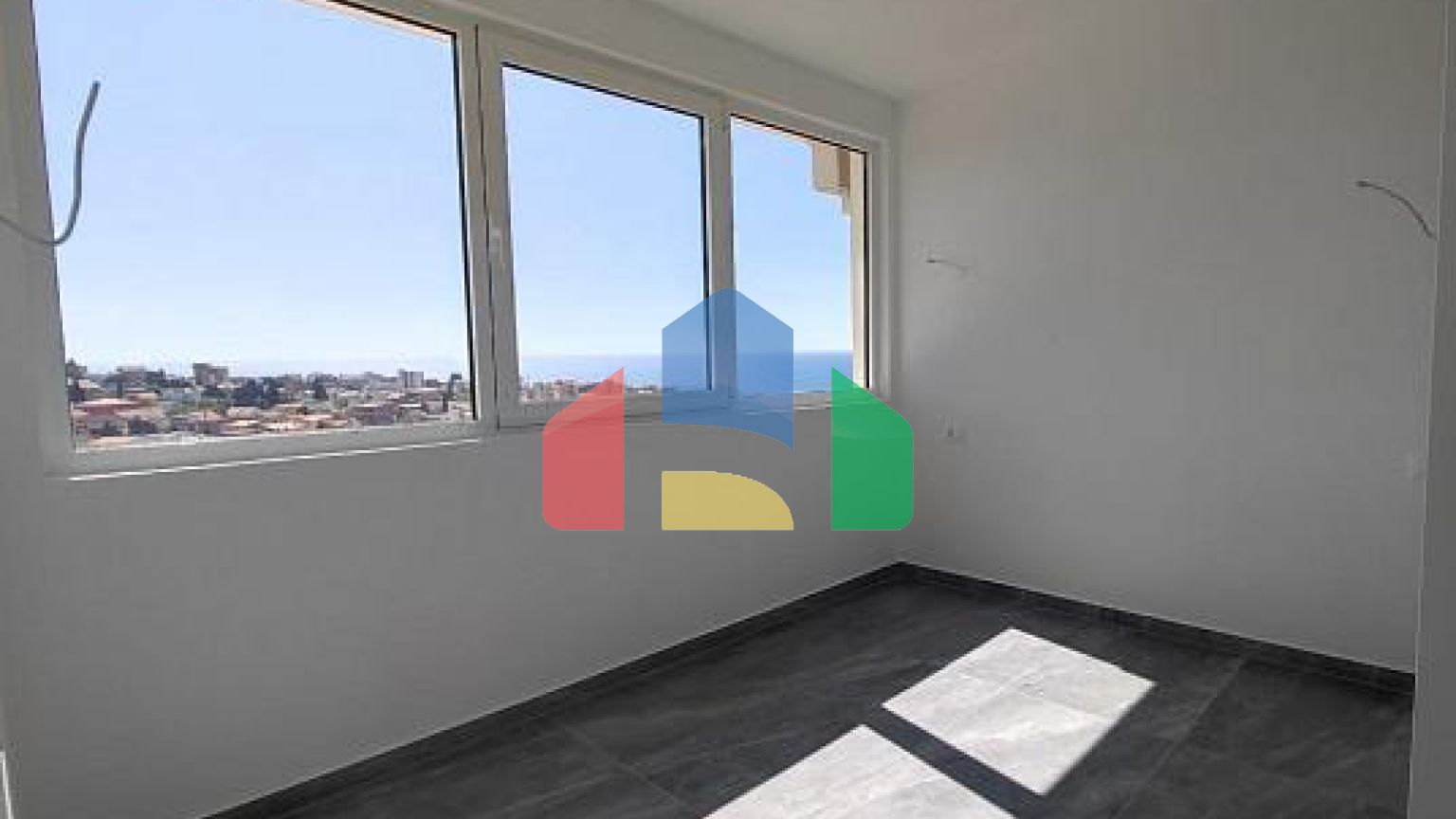 Квартиры с одной и двумя спальными комнатами в Добре Воде