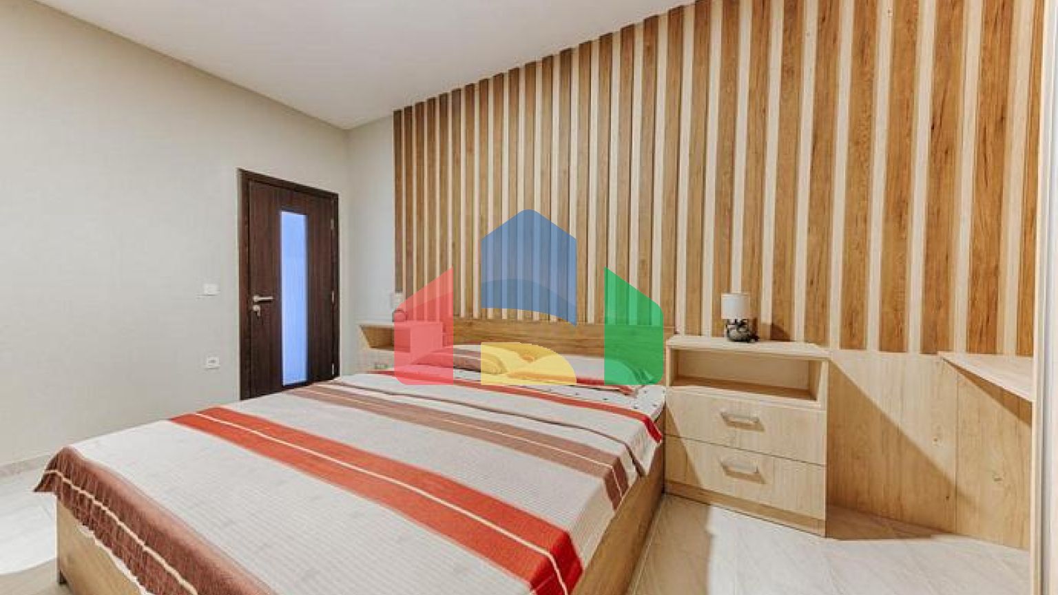 Модерн вилла с 4 спальнями и бассейном продается в Добрe Водe