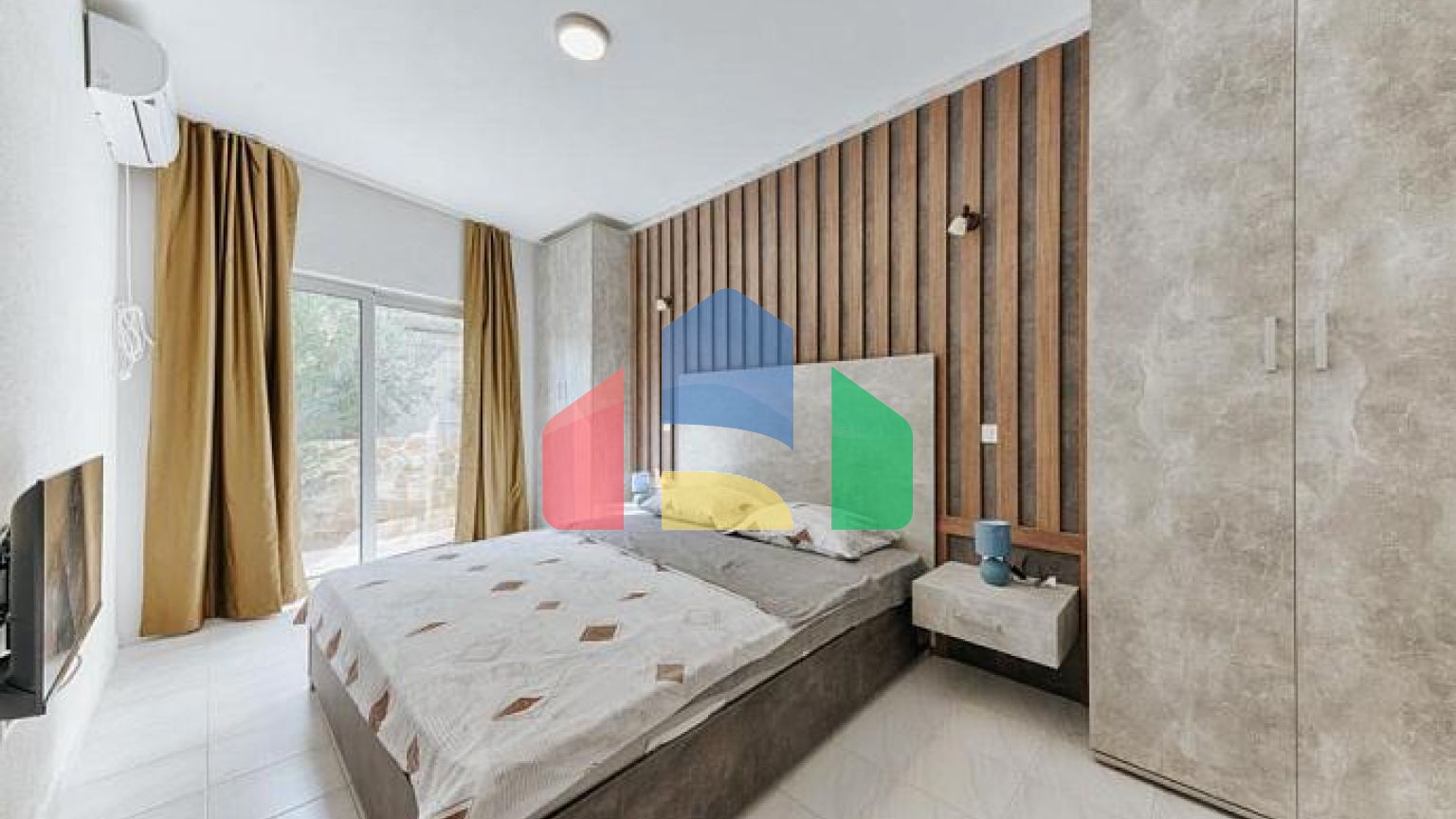 Модерн вилла с 4 спальнями и бассейном продается в Добрe Водe