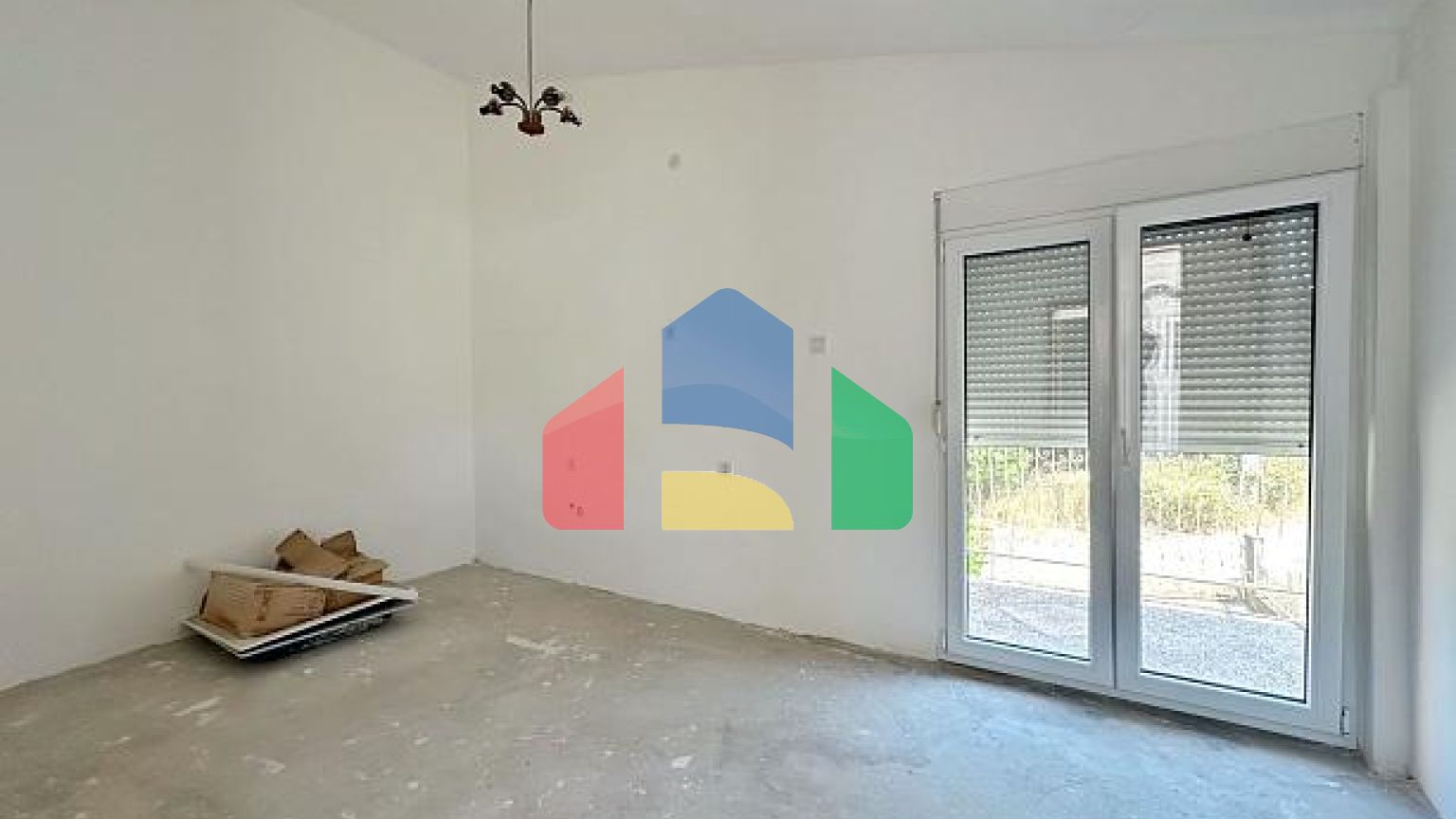 Двухэтажный дом в Добра Вода