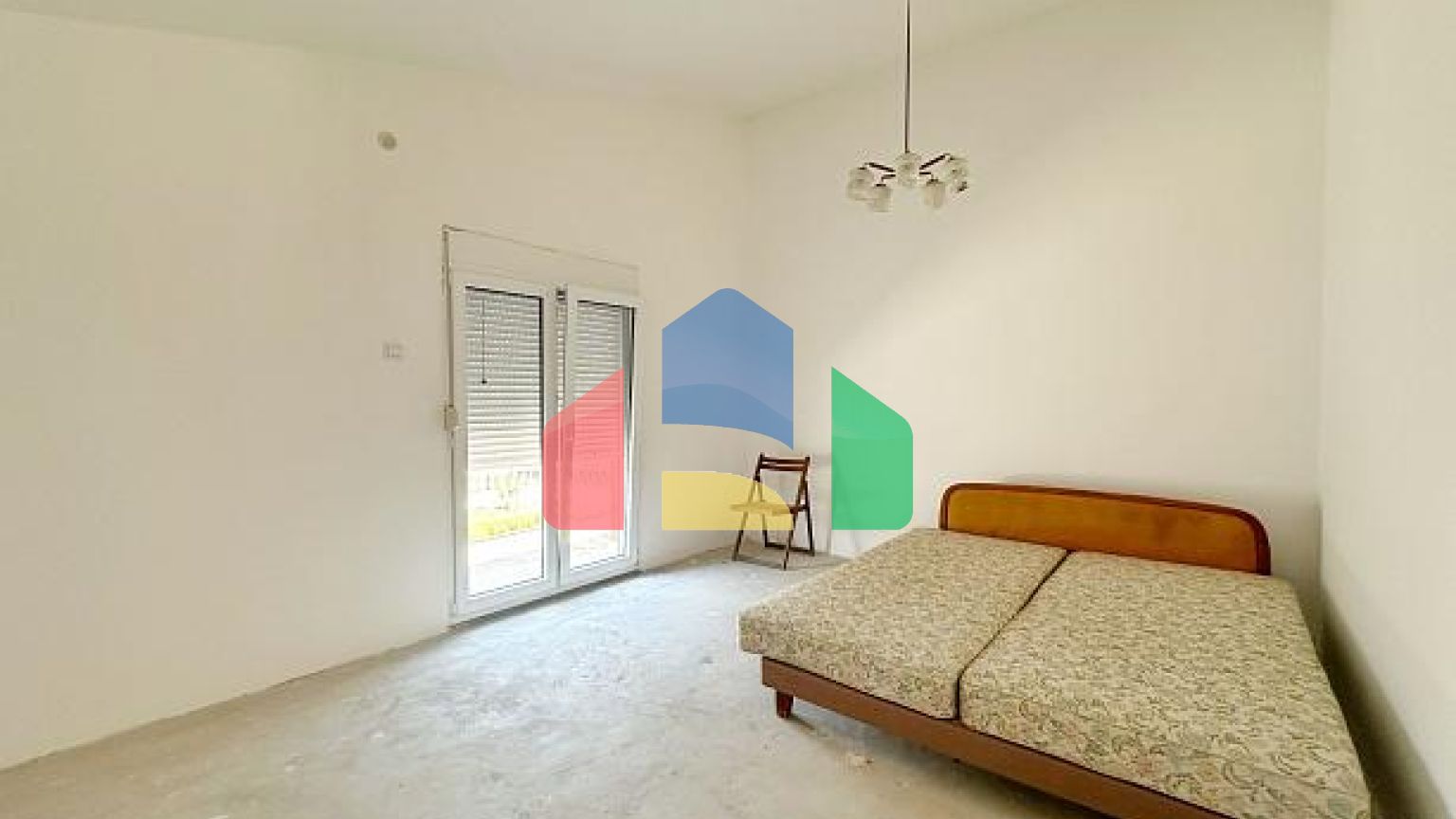 Двухэтажный дом в Добра Вода