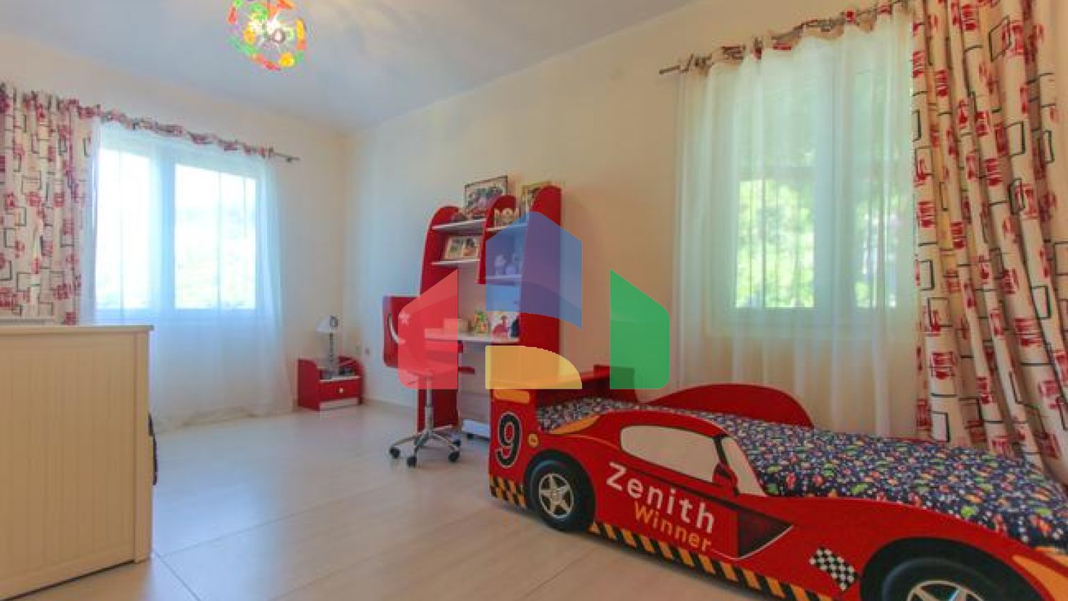 Роскошная вилла с панорамным видом на море в Баре, Зеленый Пояс