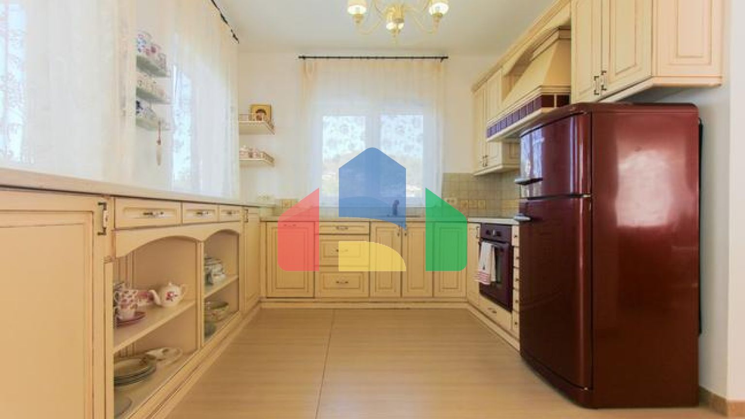 Роскошная вилла с панорамным видом на море в Баре, Зеленый Пояс