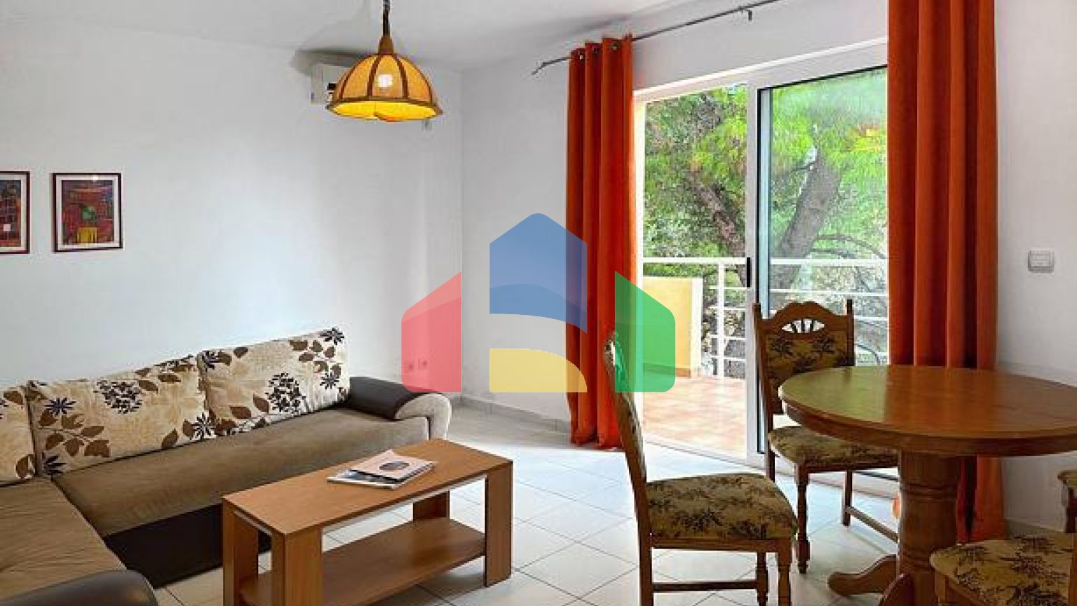 Продается очаровательный отель в живописном городе Бар