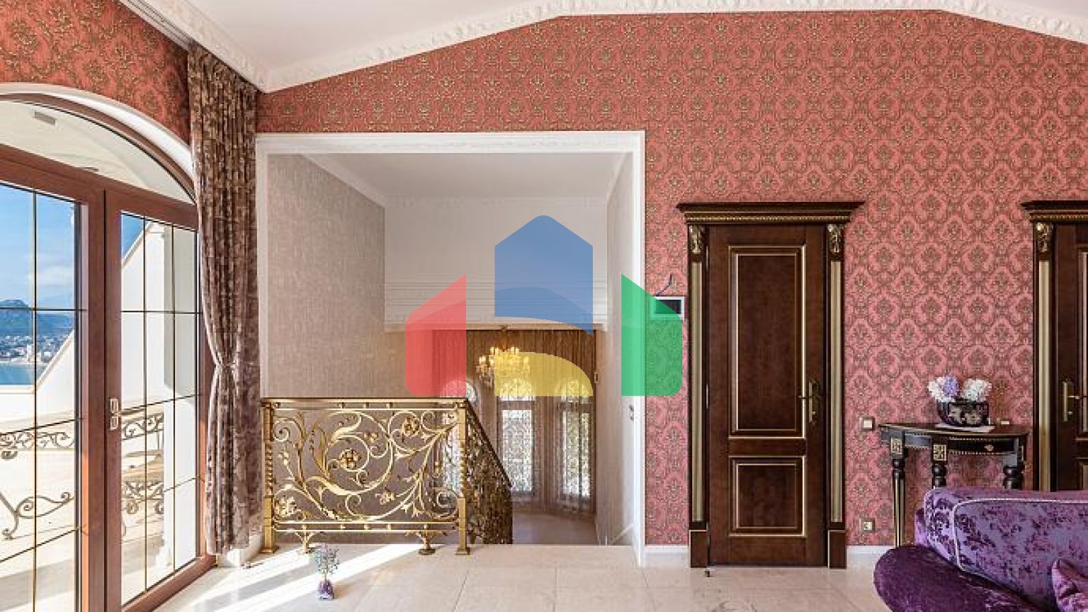 Роскошная вилла в Баре с панорамным видом на море