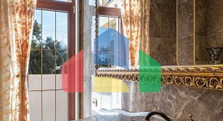 Роскошная вилла в Баре с панорамным видом на море