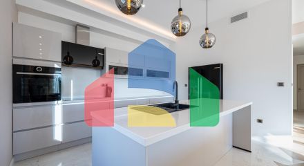 Вилла в Кримовице с 4 спальнями и бассейном с видом на море. Вилла в Кримовице с 4 спальнями и бассейном с видом на море.