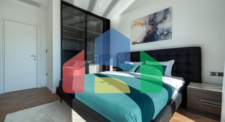 Вилла в Кримовице с 4 спальнями и бассейном с видом на море. Вилла в Кримовице с 4 спальнями и бассейном с видом на море.