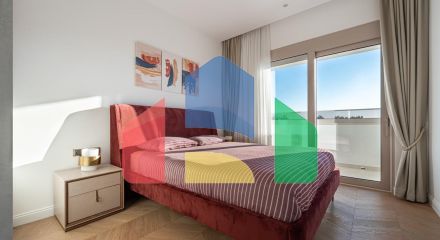 Вилла в Кримовице с 4 спальнями и бассейном с видом на море. Вилла в Кримовице с 4 спальнями и бассейном с видом на море.