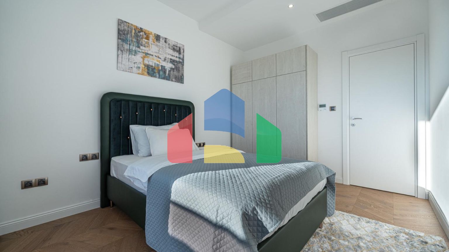 Вилла в Кримовице с 4 спальнями и бассейном с видом на море.