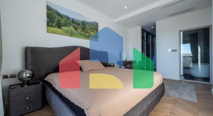 Вилла в Кримовице с 4 спальнями и бассейном с видом на море. Вилла в Кримовице с 4 спальнями и бассейном с видом на море.