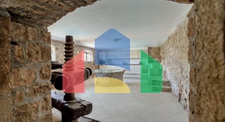 Qualitatively restored stone house with a swimming pool and panoramic views of the bay in Zabrje, Lustica peninsula