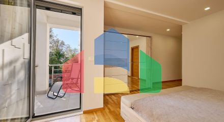 Продается современная дизайнерская вилла в Кримовицах