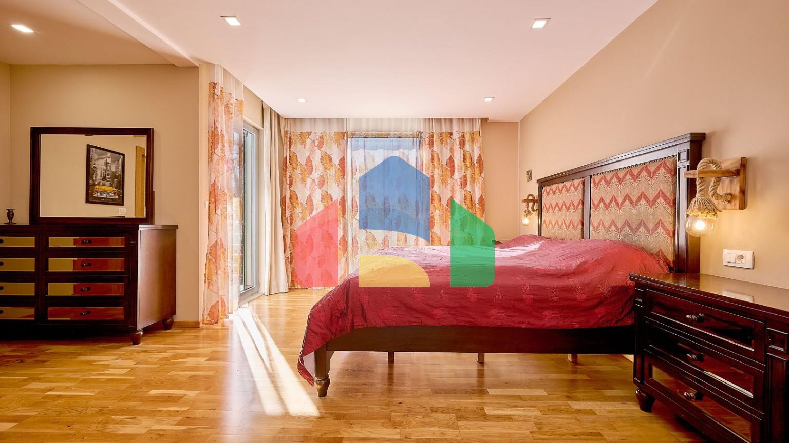 Продается современная дизайнерская вилла в Кримовицах