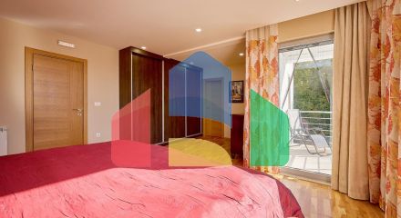 Продается современная дизайнерская вилла в Кримовицах