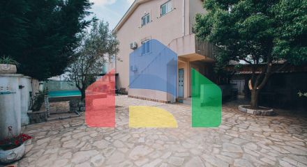 Продается готовый бизнес,  апарт отель  вилла с бассейном в Кримовице