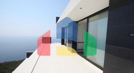 Эксклюзивная вилла c видом на море в Кримовице