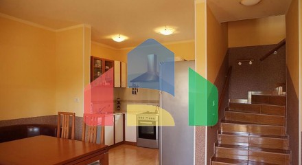 Две Виллы в Кримовице с бассейнами и большим участком