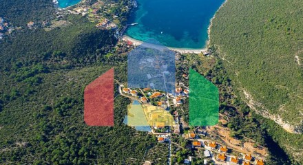 Урбанизированные участки рядом с морем в Герцег-Нови (4556 м² или по отдельности 2090 м² и 2466 м²) – Отличная инвестиционная возможность