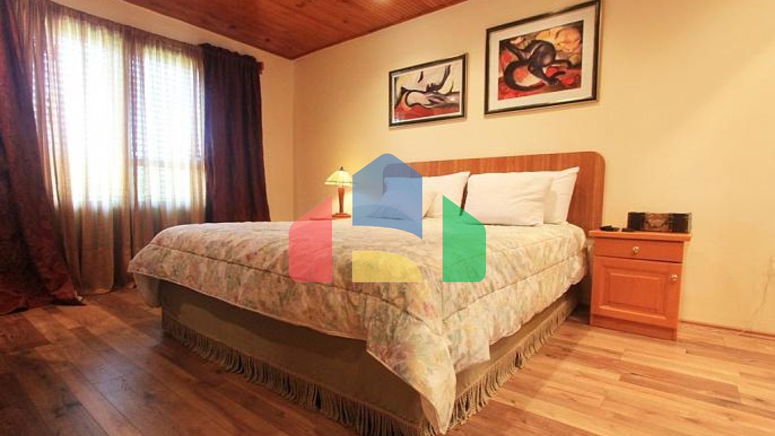 Дом с большим участком в Радановичах