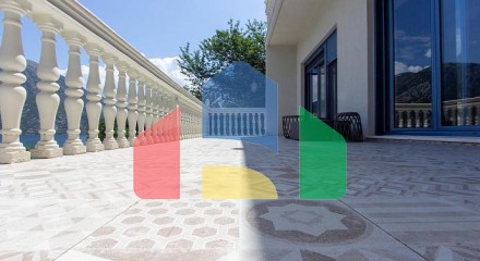 Захватывающая вилла с бассейном с видом на Которский залив