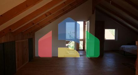 Продаются дома в Загоре на большом участке с бассейном Продаются дома в Загоре на большом участке с бассейном