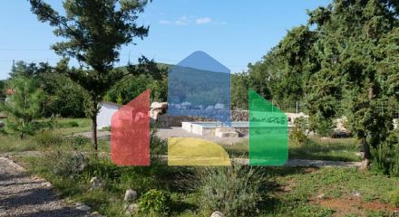 Продаются дома в Загоре на большом участке с бассейном Продаются дома в Загоре на большом участке с бассейном