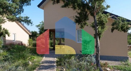 For sale houses in Zagora on a large plot with a pool