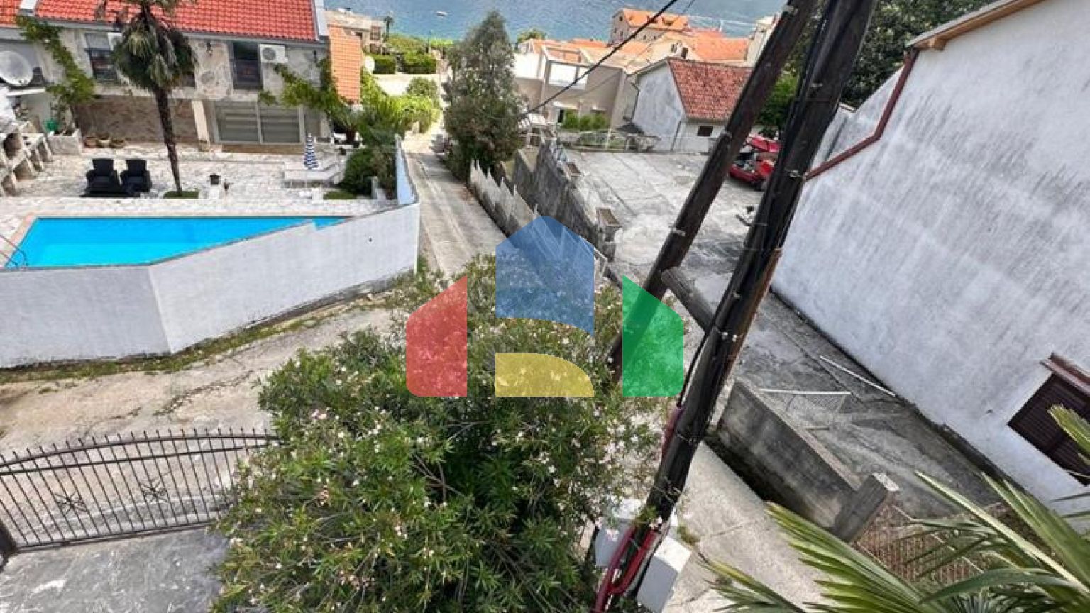 Квартира, 1 спальня, с паркингом  Боко – Которский залив, Столив