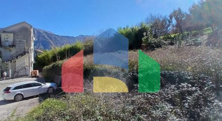 Участок 2.400 м² в Столиве, Котор – рядом с отелем Hyatt