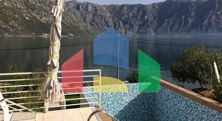 Современный дом в Столиве с бассейном Современный дом в Столиве с бассейном