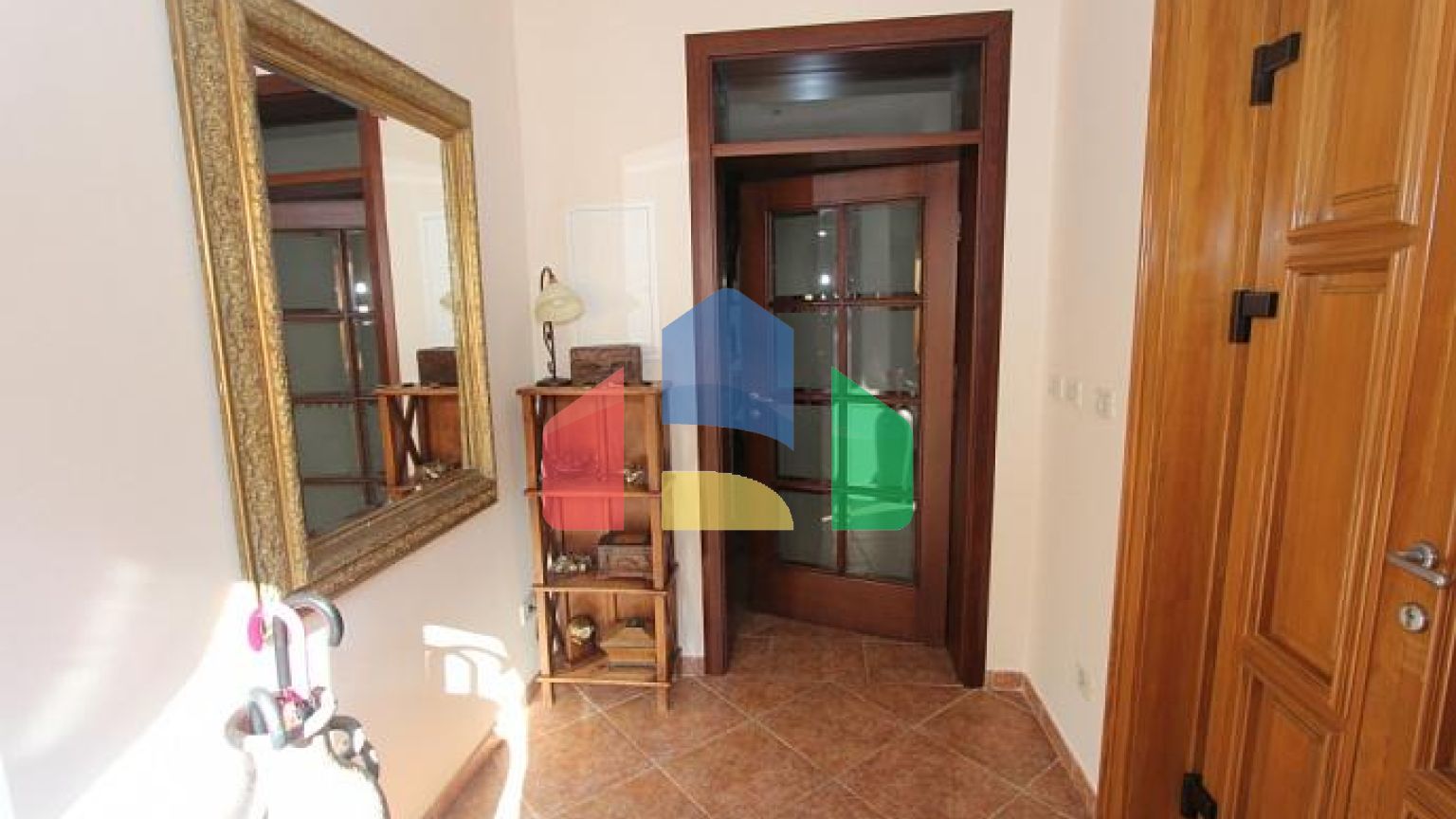 Вилла с бассейном в Ораховац