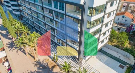 Apartment in a new complex on the 1st line in Rafailovici