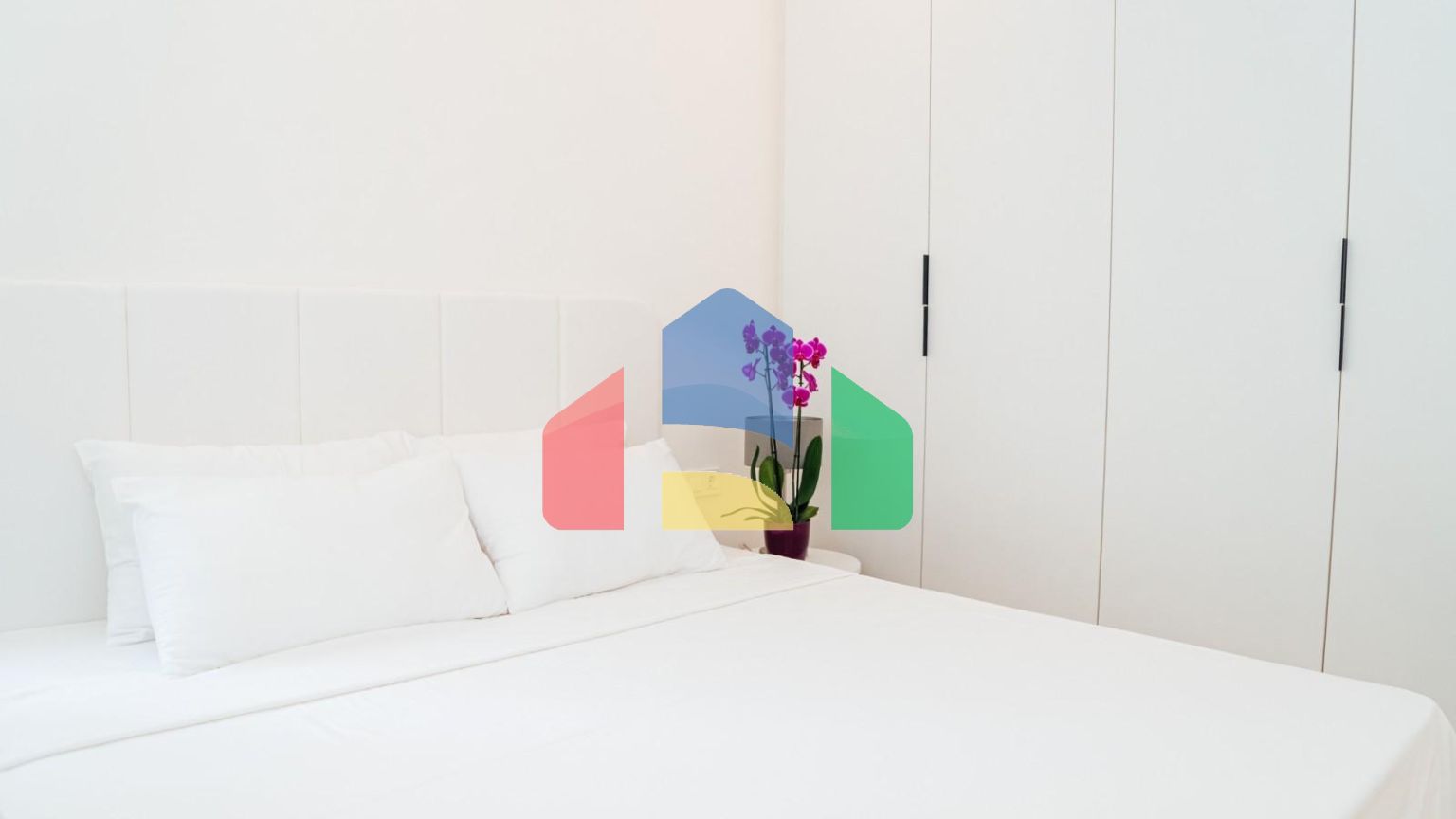 Квартира в новом комплексе на 1 линии в Рафаиловичи