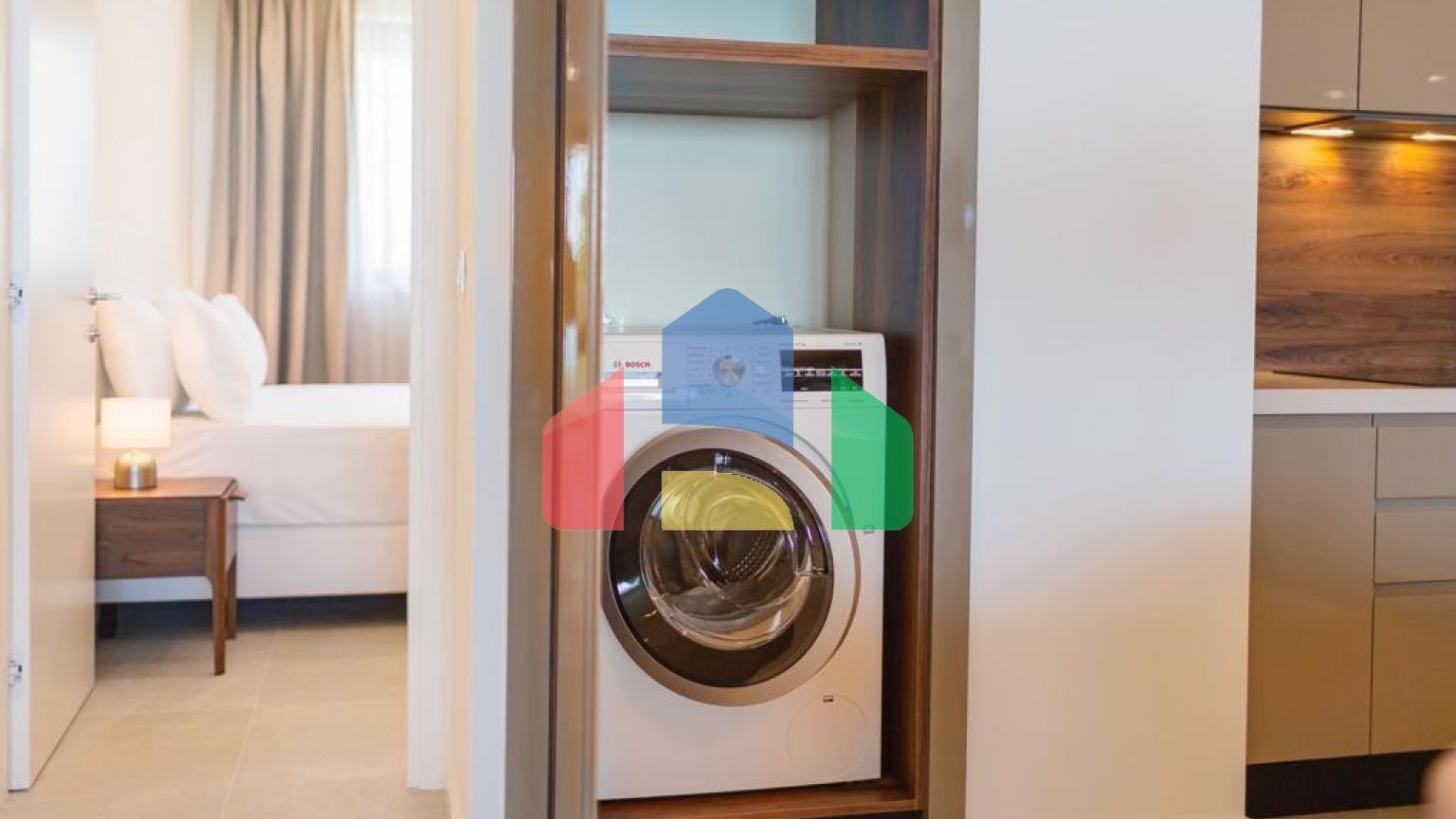 Квартира в новом комплексе на 1 линии в Рафаиловичи