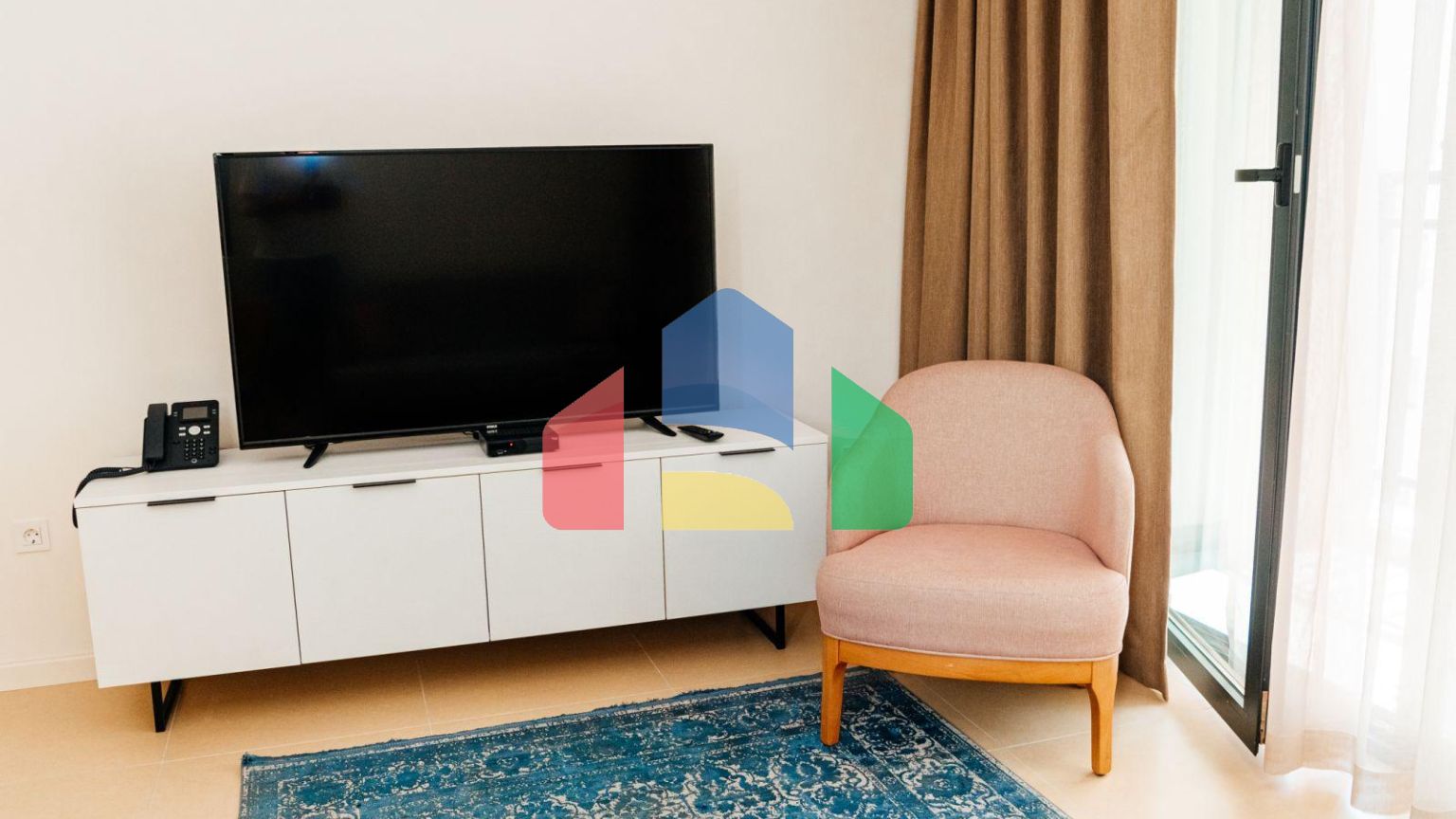 Квартира в новом комплексе на 1 линии в Рафаиловичи