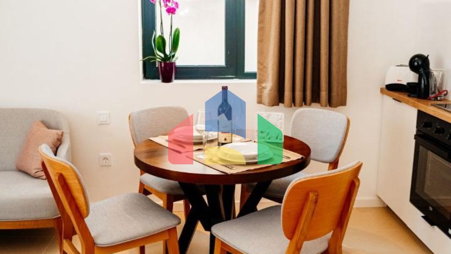 Квартира в новом комплексе на 1 линии в Рафаиловичи