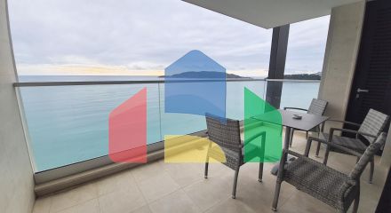 Квартира в новом комплексе на 1 линии в Рафаиловичи Квартира в новом комплексе на 1 линии в Рафаиловичи