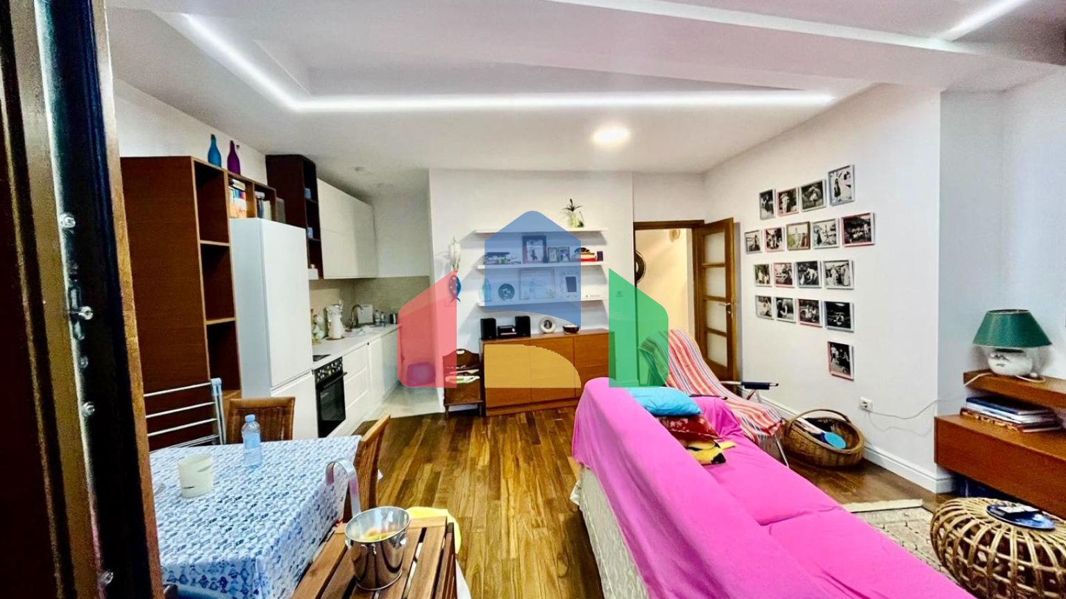 Квартира с 1 спальней в Каменово, Будванская ривьера.