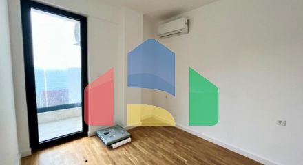 Apartment near the beach in Rafailovici