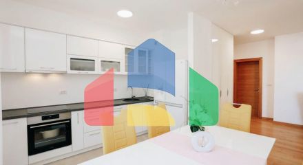 Квартира с 3 спальнями в Рафаиловичи
