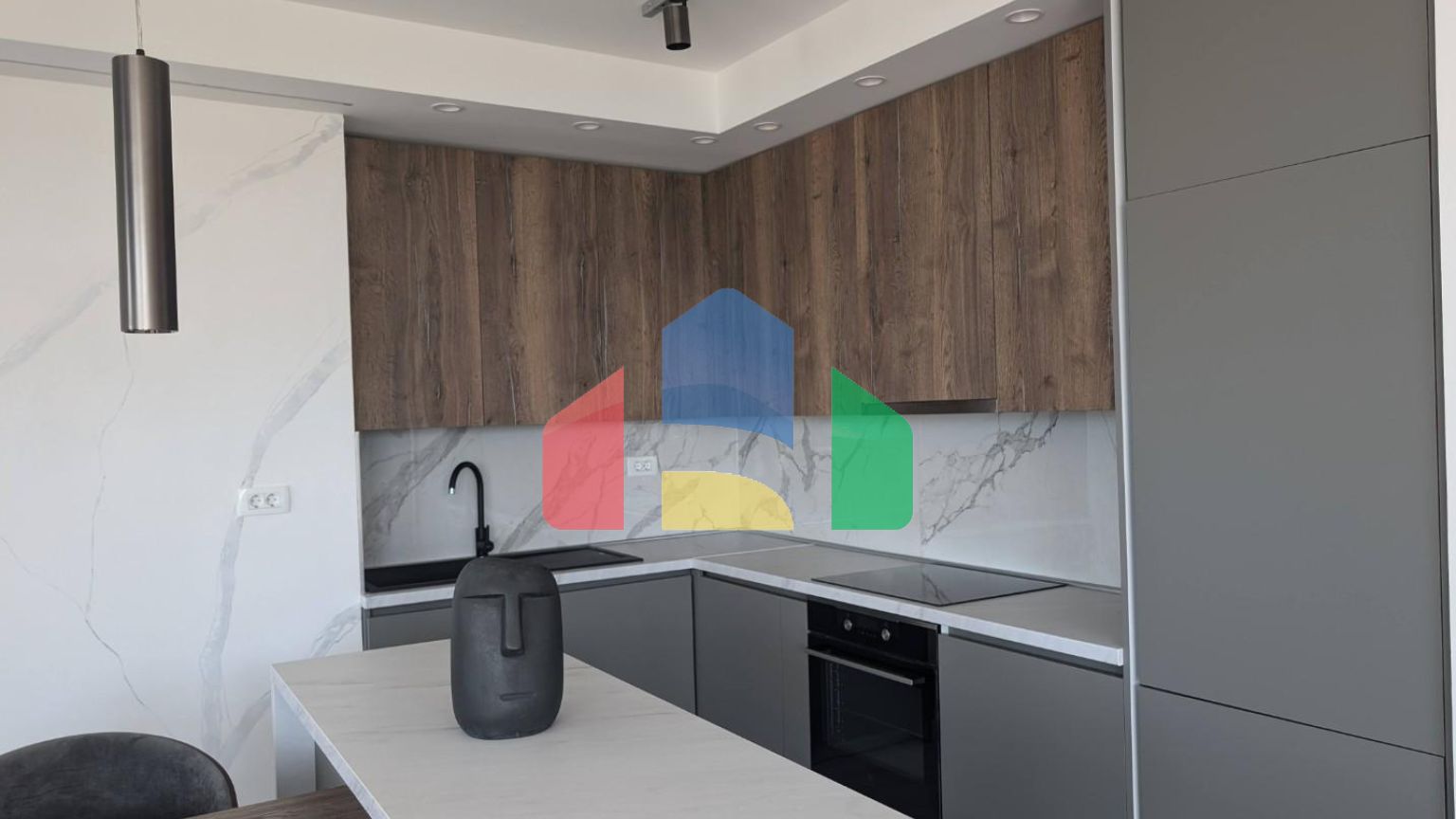 Квартира в 100 метрах моря, Рафаиловичи. Ваша мечта!