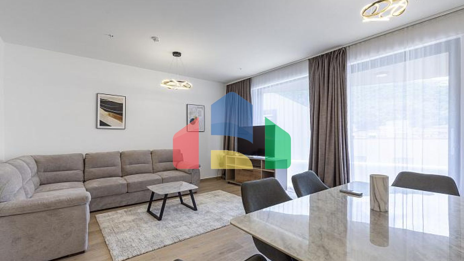 Апартаменты на 1 этаже площадью 81 м² с 2 спальнями и 2 санузлами