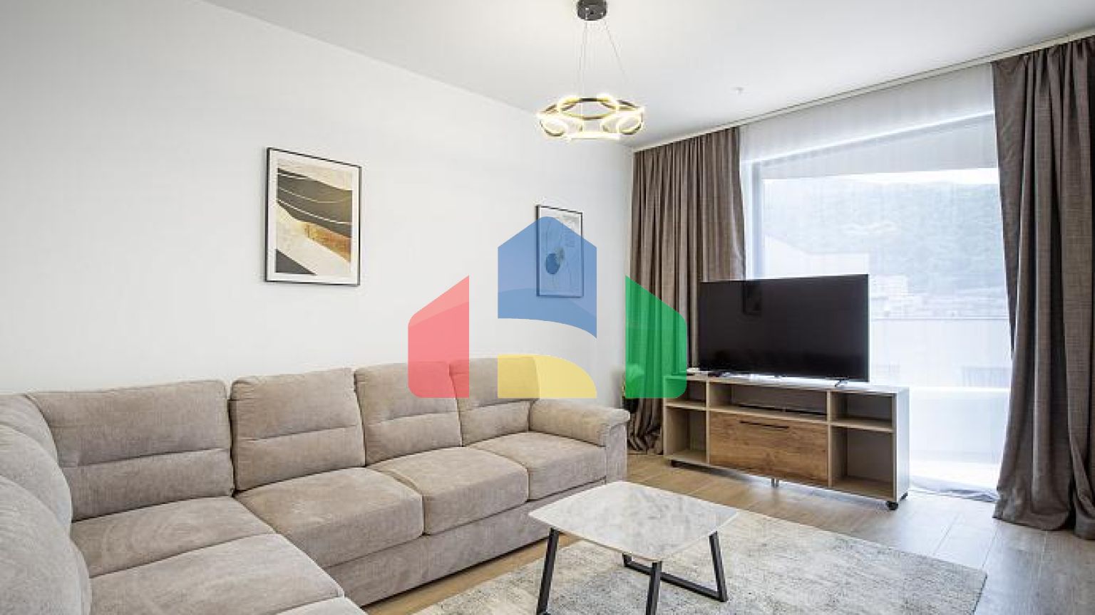 Апартаменты на 1 этаже площадью 81 м² с 2 спальнями и 2 санузлами