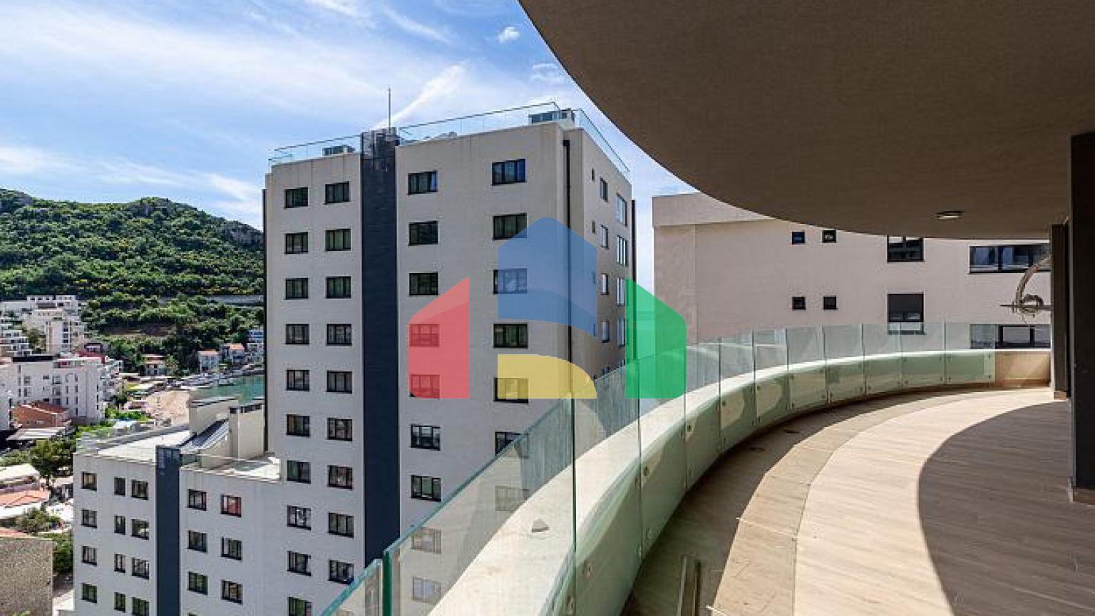 Апартаменты в Рафаиловичах, общей площадью 127 м² + 13 м² терраса