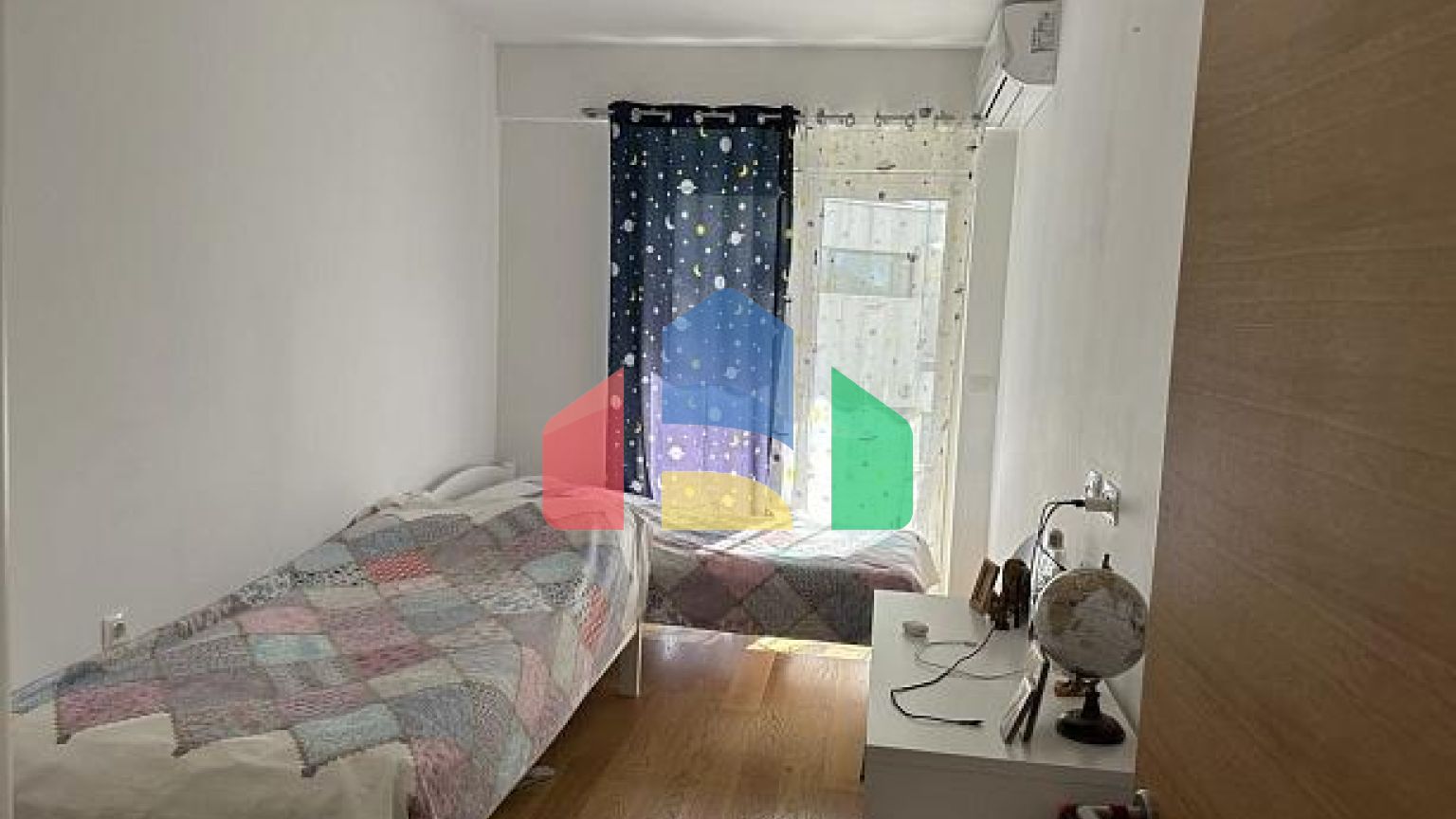 Просторная квартира с панорамным видом на море в Рафаиловичи — 122 м², гараж включён