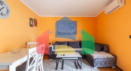 6752 Два апартамента по 57 м² в Рафаиловичи, первая линия