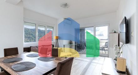 Светлая и уютная квартира площадью 65 м² в Рафаиловичах