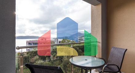 Светлая и уютная квартира площадью 65 м² в Рафаиловичах