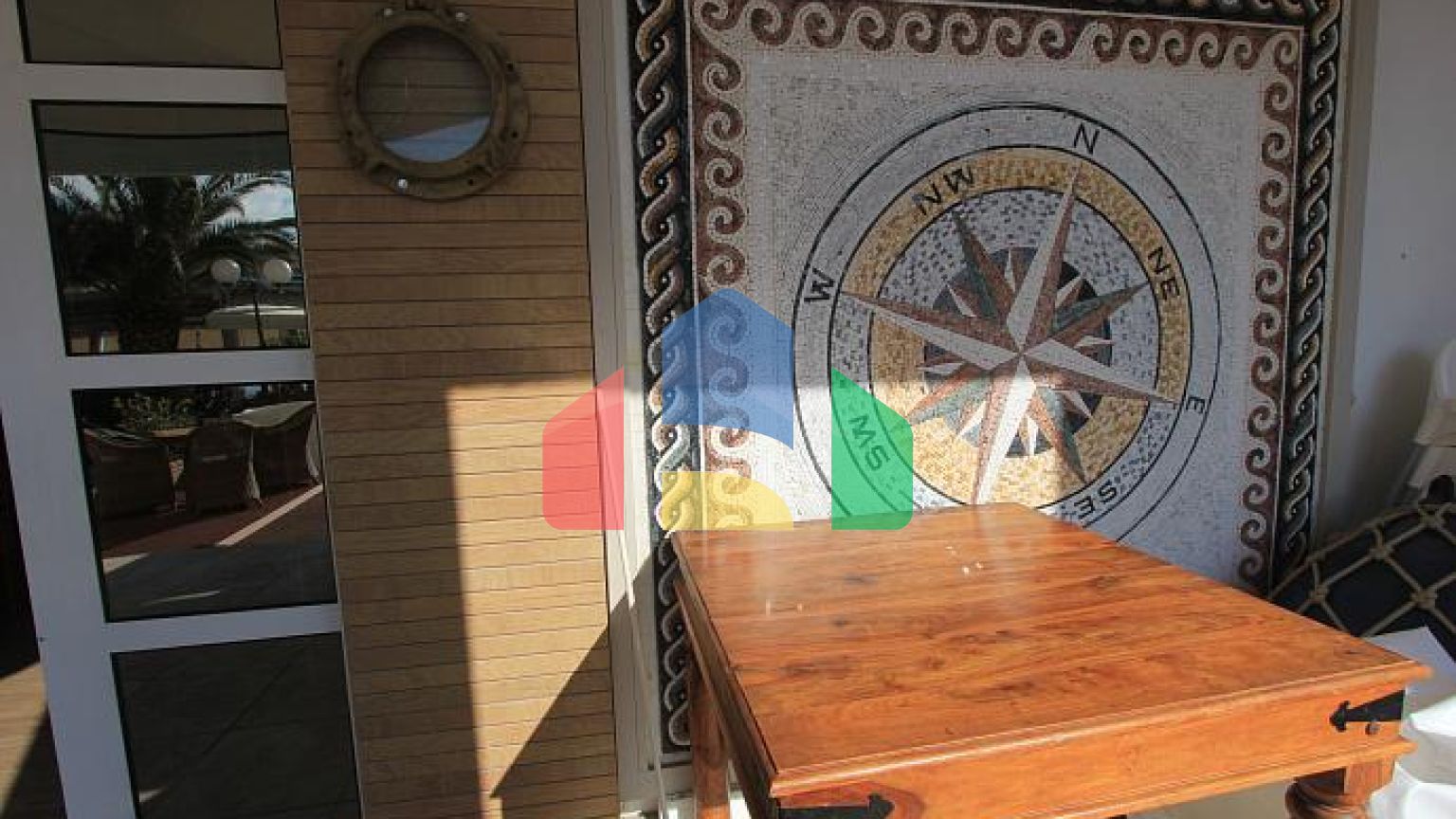 Ресторан на первой линии у моря в Рафаиловичах на продажу